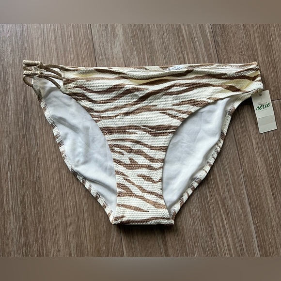 Bottom only 
More aerie in my closet - Picture 1 of 4